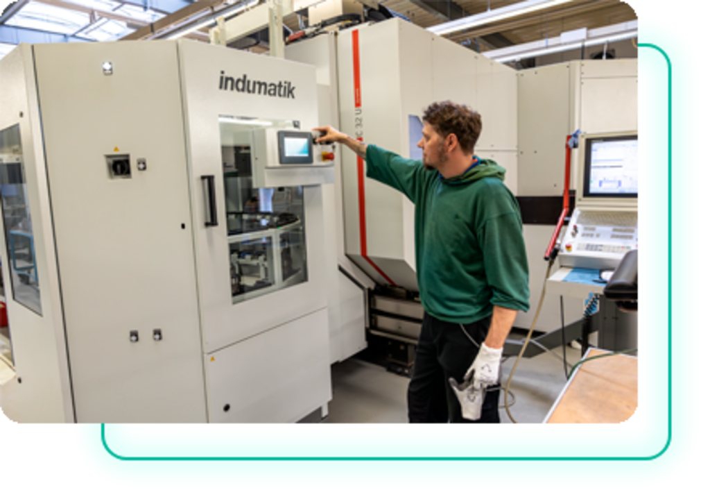 INDUMATIK. BEI JONGEN WERK­ZEUG­TECHNIK  In einer Welt, in der Präzision und Effizienz die Leistung eines Unternehmens bestimmen, hat sich die Jongen Werkzeugtechnik GmbH durch die Zusammenarbeit mit Indunorm deutliche Vorteile in der Produktion gesichert.  Ein strategischer Schachzug zur Maximierung der Produktionsleistung und Effizienz durch innovative Technologien und optimierte Prozesse.