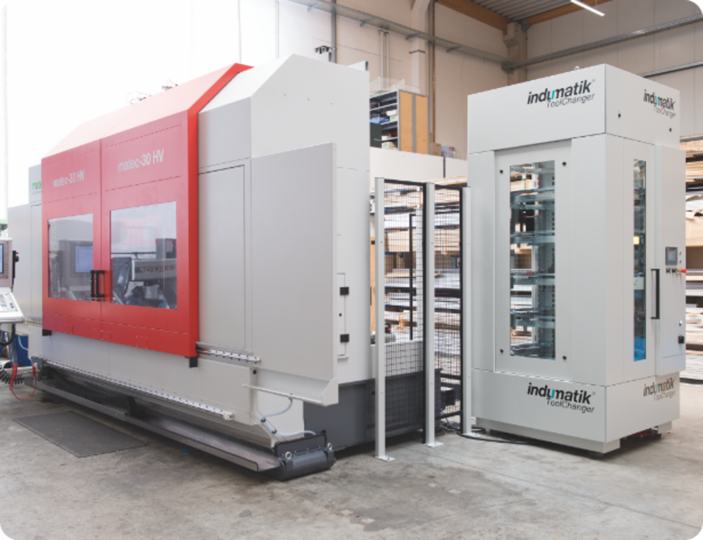 Indumatik TC250 an Matec-Bearbeitungszentrum