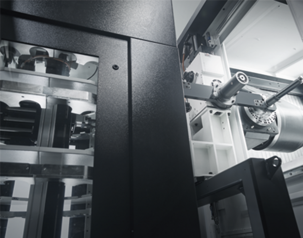 Indumatik TC 250 an IBARMIA-Bearbeitungszentrum