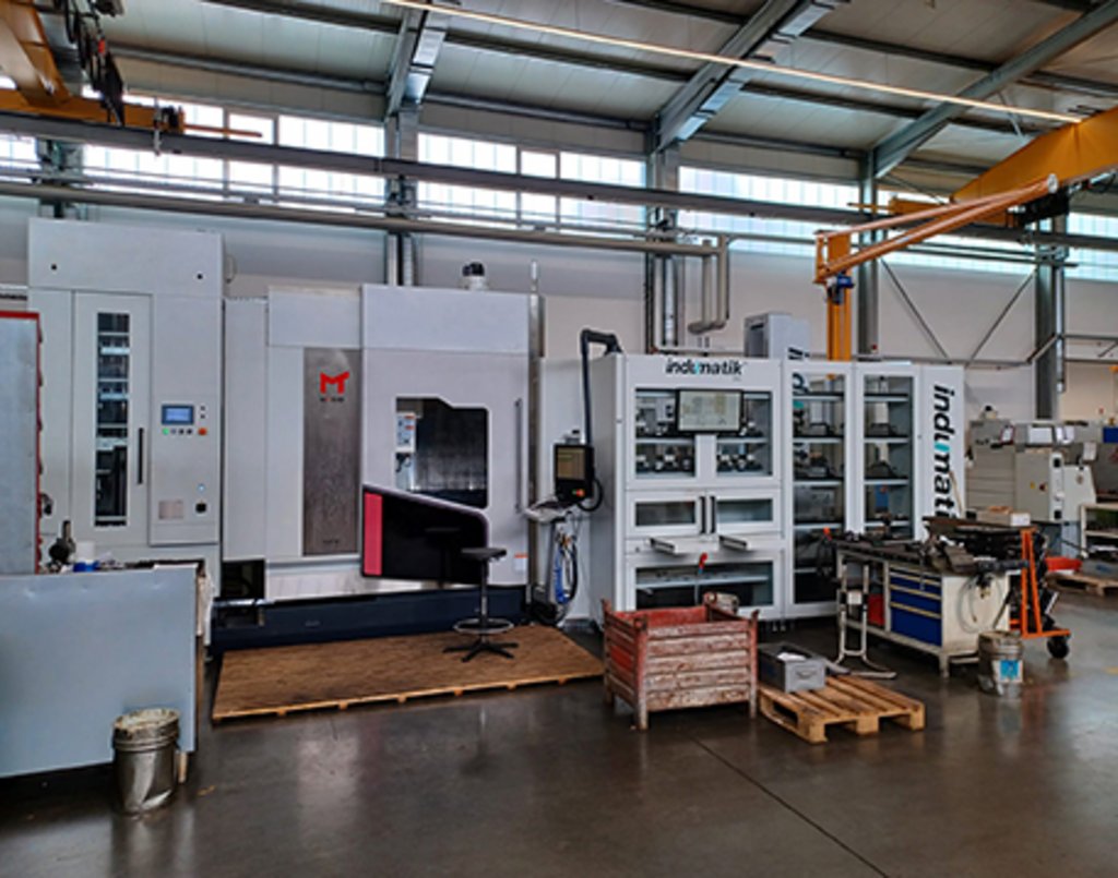 Indumatik 200L und TC 250 an MT EVO-Bearbeitungszentrum